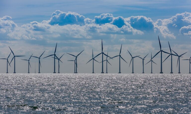 DNV: «La energía eólica marina podría multiplicarse por más de 50 hacia el año 2050»